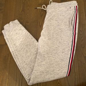 tommy hilfigur grey sweatpants
